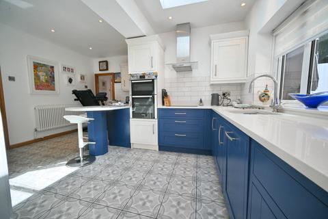 undefined, Compton Road West, Wolverhampton WV3