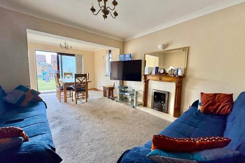 undefined, Waller Avenue, Luton, Beds, LU4 9RR