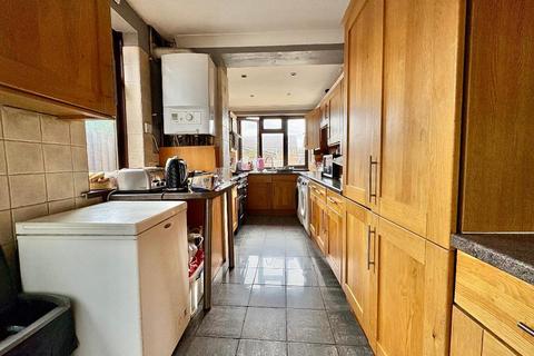 undefined, Waller Avenue, Luton, Beds, LU4 9RR