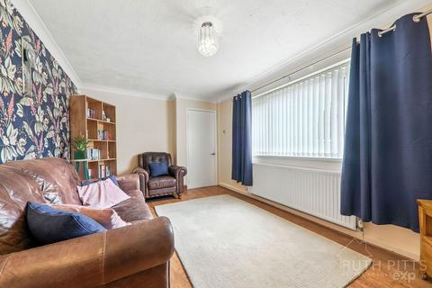 44 Hardwick Road, Featherstone, Pontefract, WF7 5JB