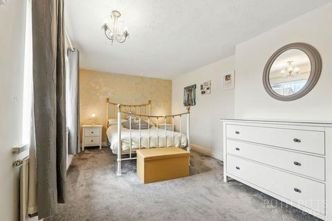 44 Hardwick Road, Featherstone, Pontefract, WF7 5JB