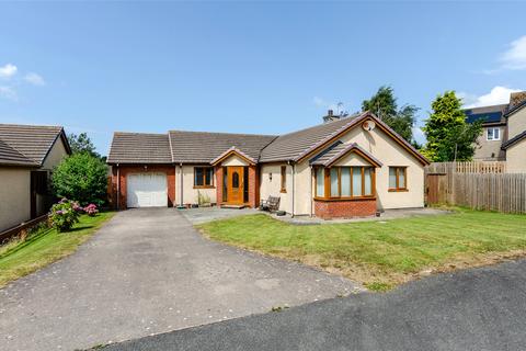 undefined, Bro Ednyfed, Llangefni, Isle of Anglesey, LL77