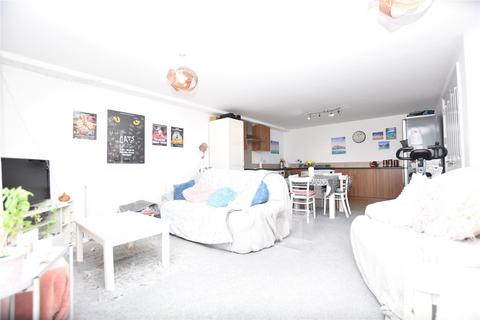 2 bedroom apartment to rent, Suffolk Road, London, SE25