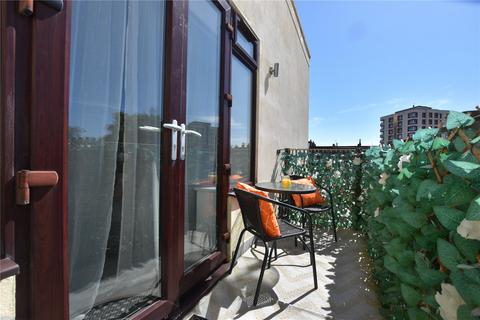 2 bedroom apartment to rent, Suffolk Road, London, SE25