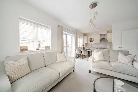 2 bedroom apartment for sale, Valeside Avenue, High Wycombe, Buckinghamshire