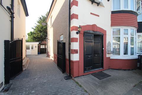 undefined, Stradbroke Grove, Clayhall, Essex, IG5