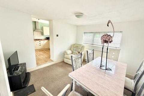 2 bedroom bungalow for sale, Point Road, Canvey Island