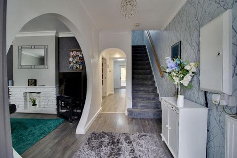 22 Barnsley Road, Romford, RM3 9LP