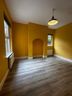 2 bedroom flat to rent, B Sleaford Road, Boston PE21 8EX