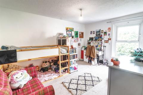 3 Avenue Road, Ilfracombe, EX34 9AT