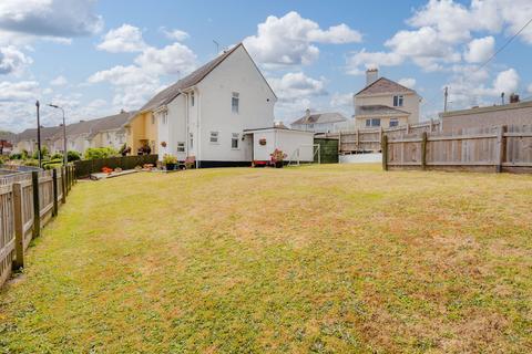 undefined, Barnfield, Crediton, EX17
