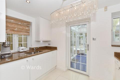 2 bedroom semi-detached house for sale, The Weavers, Ashford TN27