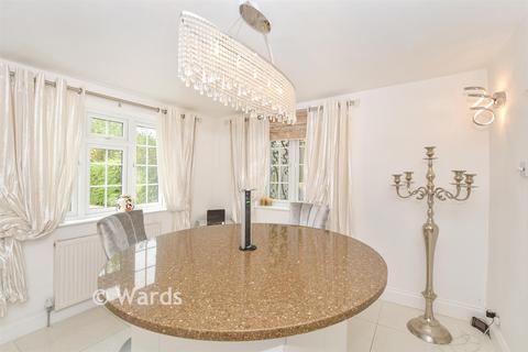 2 bedroom semi-detached house for sale, The Weavers, Ashford TN27