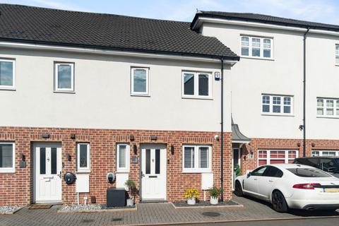 Savoy Close, Hemel Hempstead, HP2