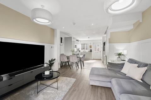 undefined, Savoy Close, Hemel Hempstead, HP2