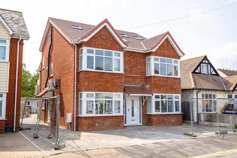 undefined, Tunbridge Road, Southend-on-sea, SS2