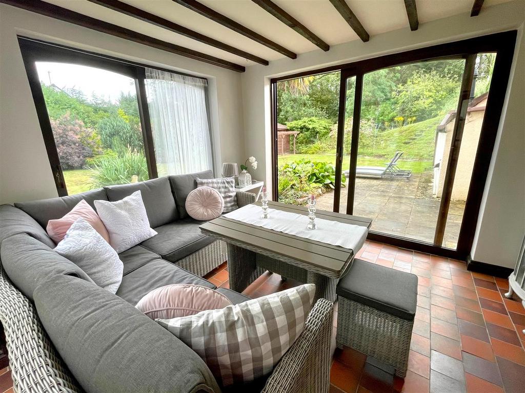 Sun room .jpg