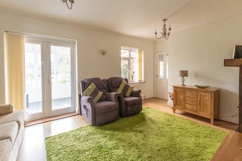 17 Highfields, Bromsgrove, B61 7BZ