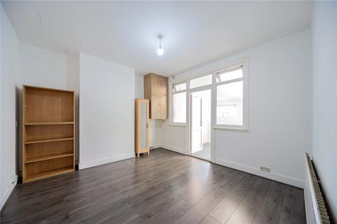 4 bedroom terraced house for sale, Shrewsbury Road, London, N11