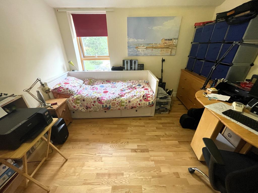 Bedroom 2a.JPG