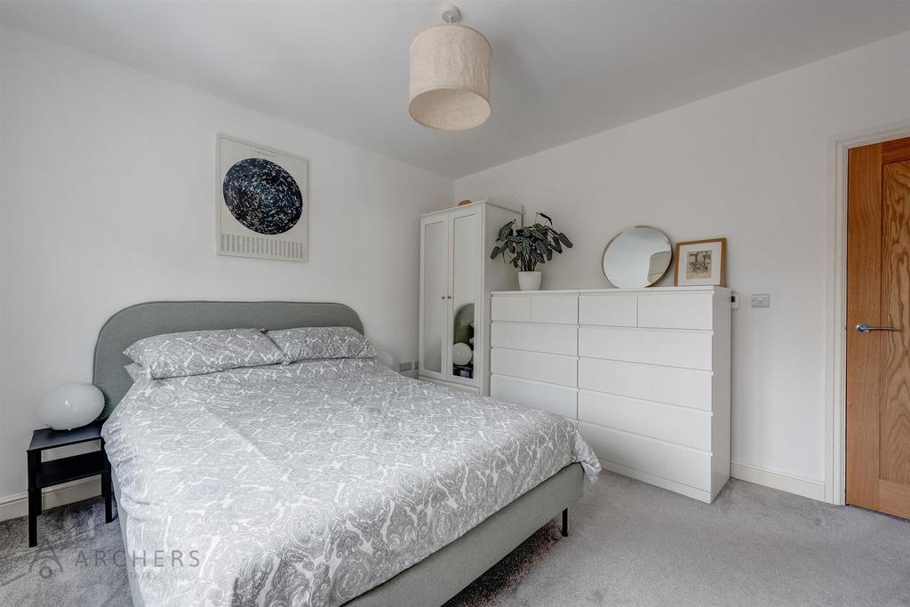 10a Fairbarn Road(Interior)-20.jpg