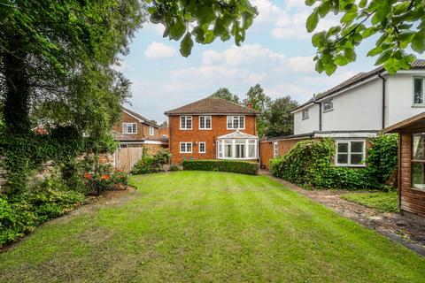 undefined, Burton Close, St. Albans AL4