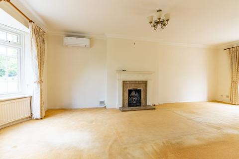 undefined, Burton Close, St. Albans AL4