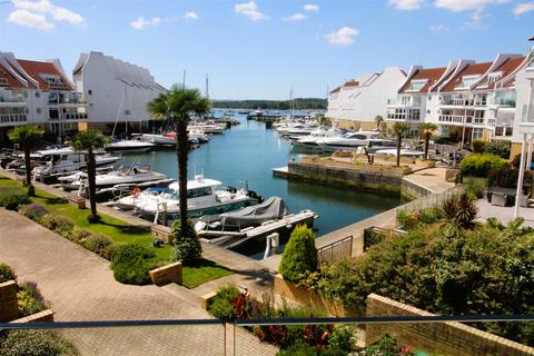 undefined, Lake Avenue, Poole