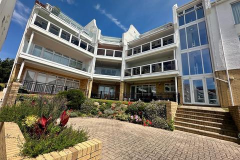 undefined, Lake Avenue, Poole
