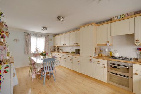 5 bedroom semi-detached house for sale, Avocet Grove, Ely CB7
