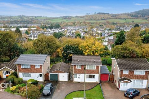 3 bedroom detached house for sale, Waterside Close, Newport