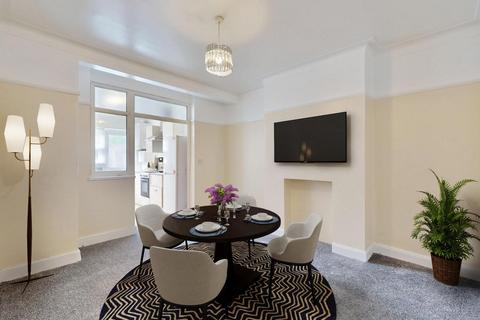 48 Adelaide Gardens, Chadwell Heath, Romford, RM6 6SU