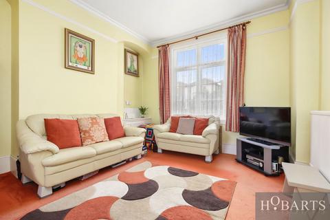 2 bedroom maisonette for sale, Truro Road, N22