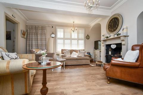 4 bedroom terraced house for sale, Low Skellgate, Ripon