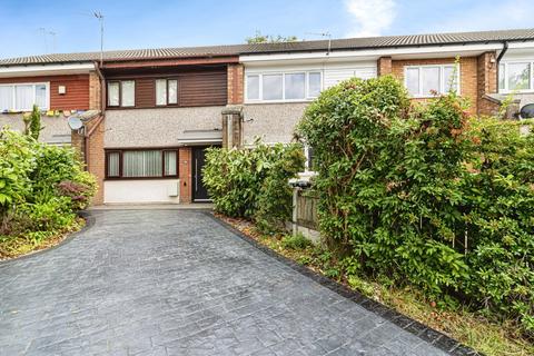 2 bedroom terraced house to rent, Cranfield Close, Greater Manchester M40