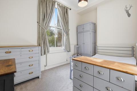 2 bedroom apartment for sale, Bow Road, Bow