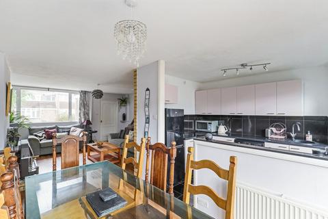 15 Ladymeade, Backwell, Bristol, BS48 3LX