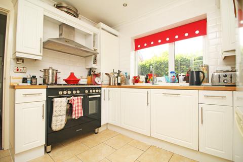 31 Colesville Avenue, Thornton-cleveleys, FY5 4ND