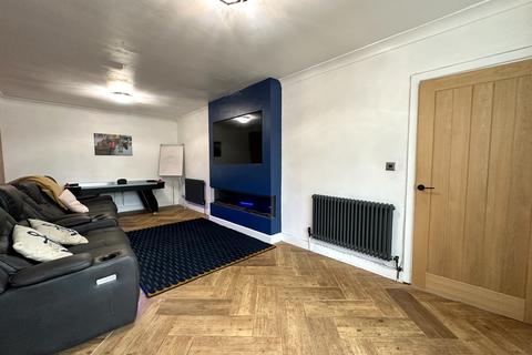 3 bedroom semi-detached house for sale, Sambrook Road, Wolverhampton WV10
