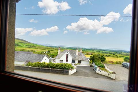 undefined, Moriah Terrace, Llithfaen