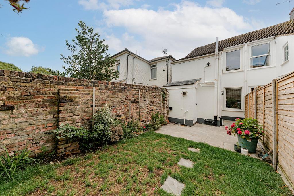 Rear Garden (1)