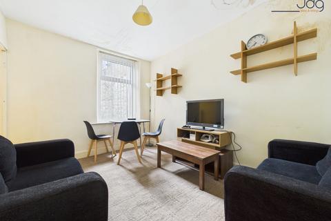 undefined, Hope Street, Primrose | A home with a versatile layout!