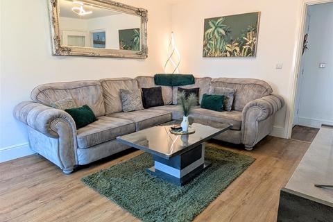 3 bedroom semi-detached house for sale, 17 Elderberry Close, Ellesmere, SY12 9FD