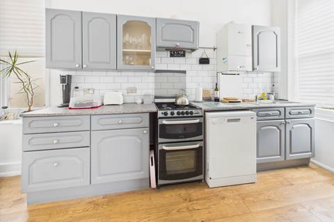 2 bedroom flat for sale, Town Centre, Eastbourne