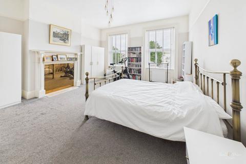 2 bedroom flat for sale, Town Centre, Eastbourne