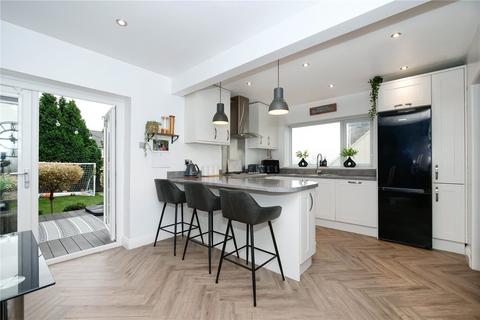 13 West View Close, Shipley, BD18 1NF