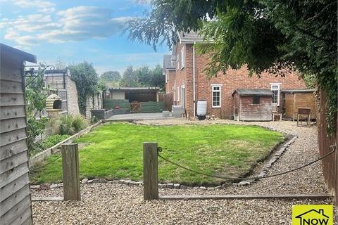 undefined, Rivermead, Newark, Notts.