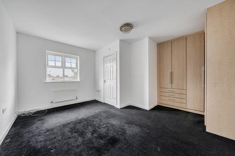 5 bedroom end of terrace house for sale, De Havilland Road, Edgware HA8