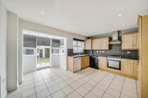 undefined, De Havilland Road, Edgware HA8