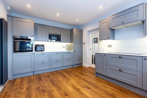 4 bedroom detached house for sale, Stoneleigh Close, Coventry CV8